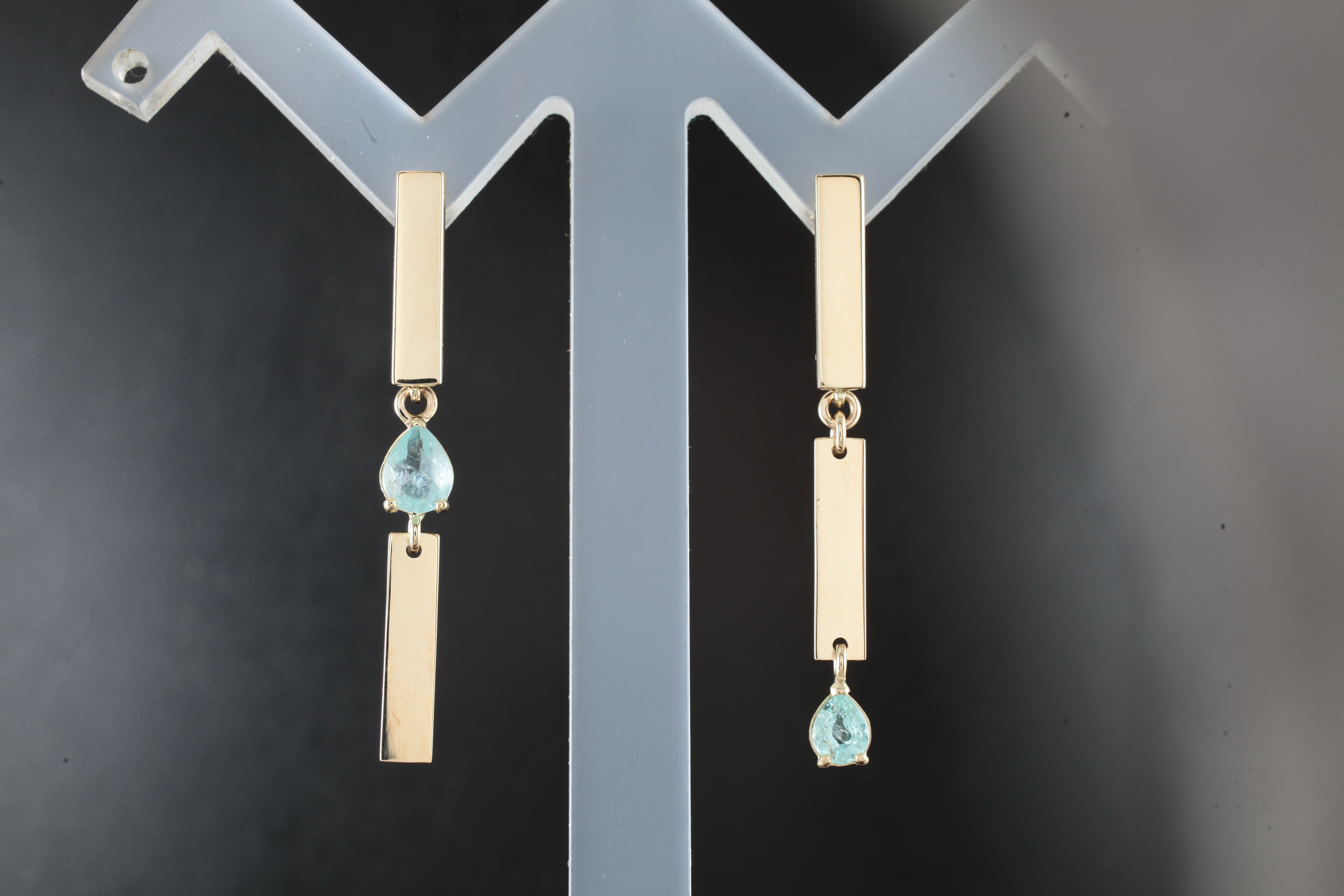 Серьги с параиба турмалинами 0,68 карата