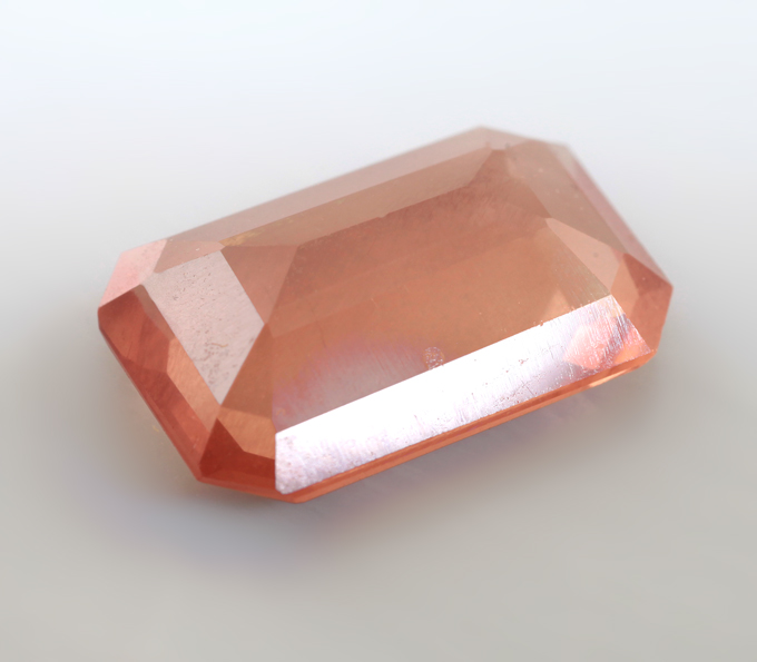 Андезин 4,02 карата