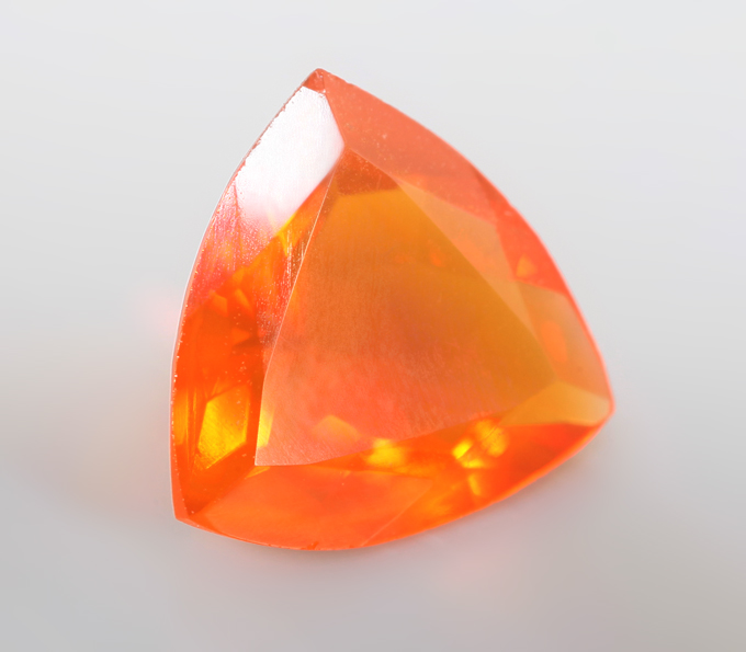 Мексиканский ограненный "огненный" опал 1,34 карата