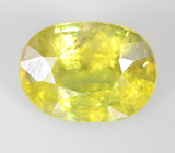 Зеленовато-желтый сфен 2,01 карата