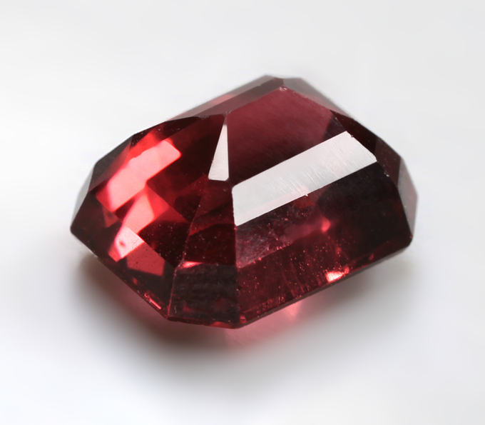 Пироп гранат 3,62 карата