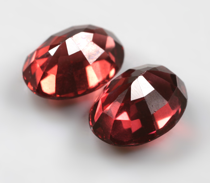 Пара пиропов гранатов 5,22 карата