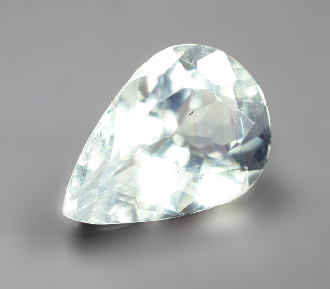 Ограненный лунный камень 1,15 карата