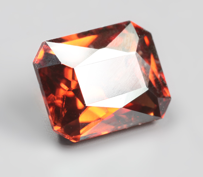 Оранжевый циркон 1,87 карата