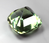 Крупный! Ярко-зеленый "неоновый" апатит 21,36 карата