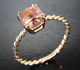 Кольцо с редким зултанитом 2,58 карата Золото