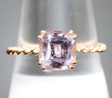 Кольцо с редким зултанитом 2,58 карата Золото