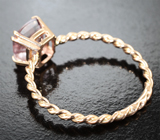 Кольцо с редким зултанитом 2,58 карата Золото