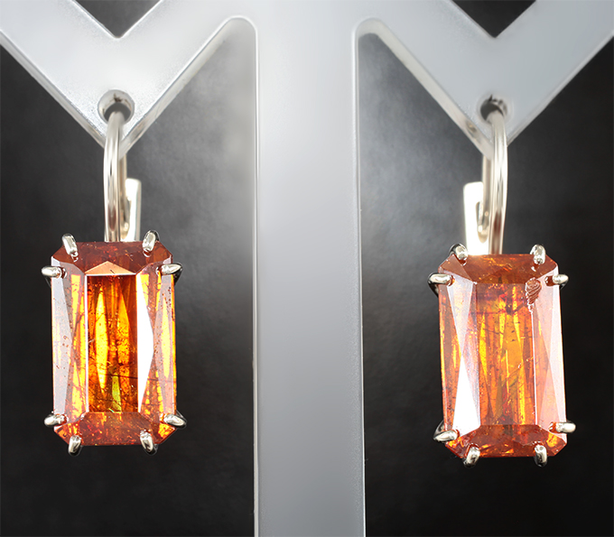 Серьги со сфалеритами 19,25 карата