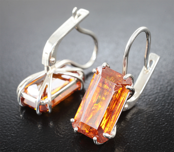 Серьги со сфалеритами 19,25 карата