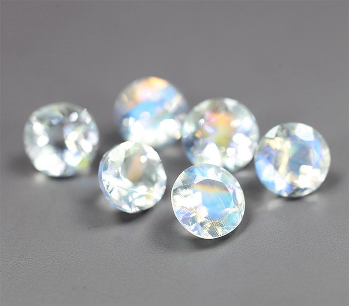 Набор из 6 ограненных лунных камней 2,73 карата