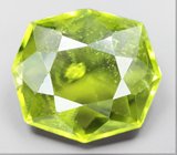 Перидот авторской огранки 5,75 карата