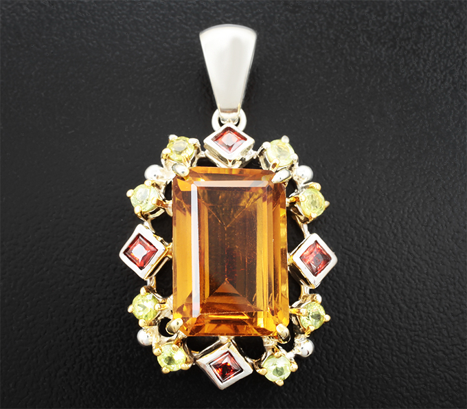 Серебро 925 Кулон с цитрином, перидотами и альмандинами гранатами