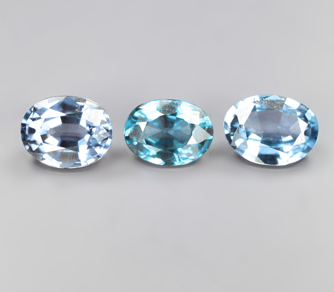 Редкий набор из 3 синих шпинелей высокой чистоты 1,34 карата