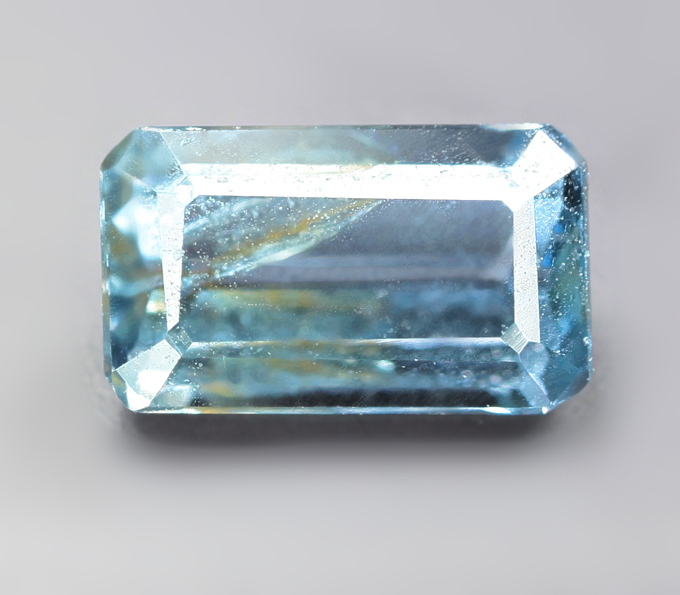 Редкая синяя шпинель 0,51 карата