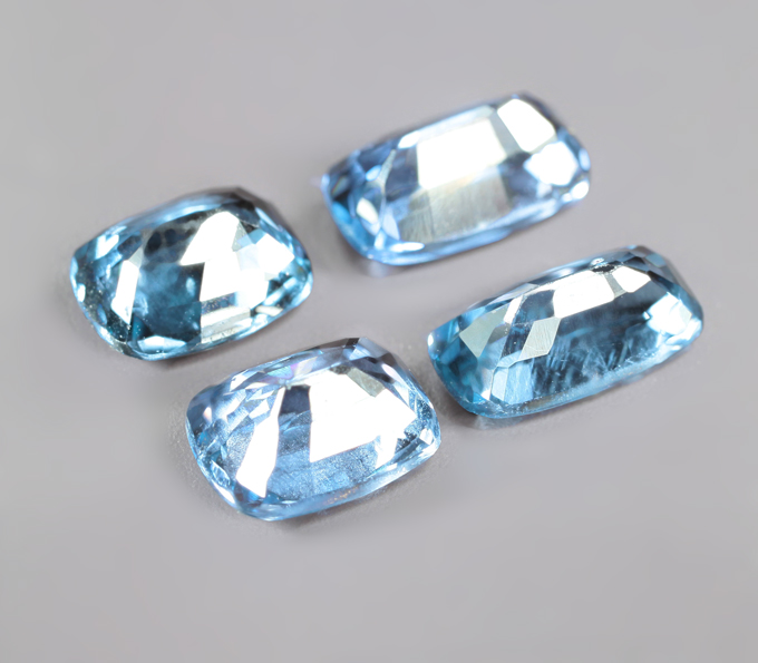 Редкий набор из 4 синих шпинелей высокой чистоты 2,36 карата