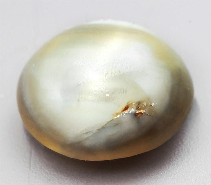 Редкий хризоберилл с эффектом кошачьего глаза 1,87 карата