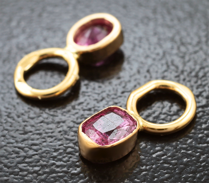 Подвесы для серег с пурпурно-розовыми шпинелями 0,3 карата