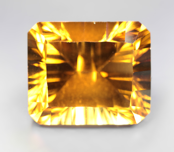 Яркий цитрин лазерной огранки  14,16 карата
