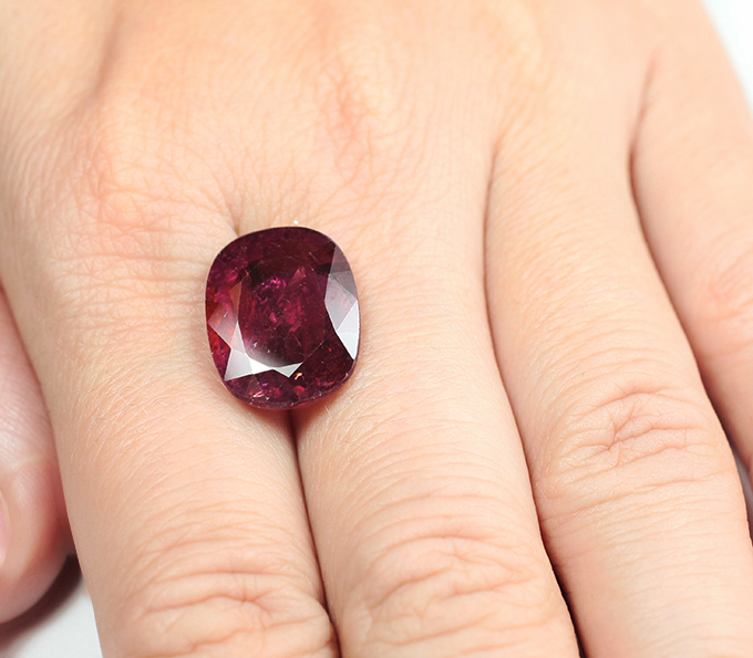 Крупный! Рубеллит 10,71 карата