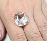 Крупный! Пастельно-оранжевый морганит высокой чистоты 20,84 карата