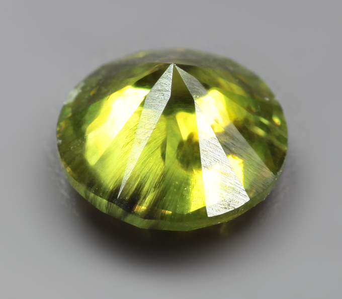 Уральский демантоид 0,67 карата