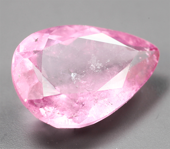 Розовый турмалин 4,16 карата