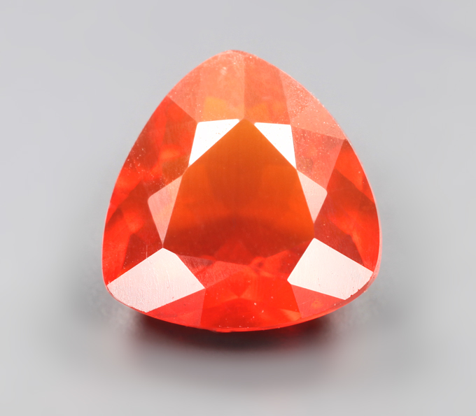 Мексиканский ограненный "огненный" опал 1,13 карата