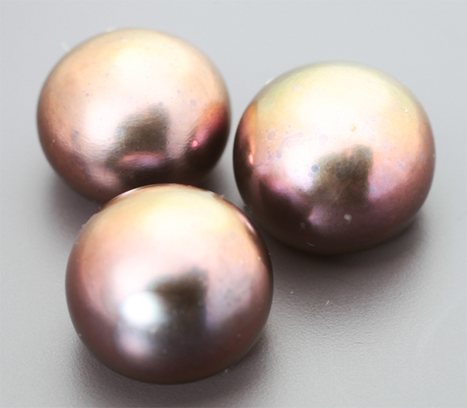 Набор из 3 золотисто-кофейных морских жемчужин 9,17 карата