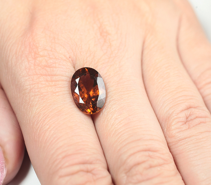 Оранжевый турмалин 5,9 карата