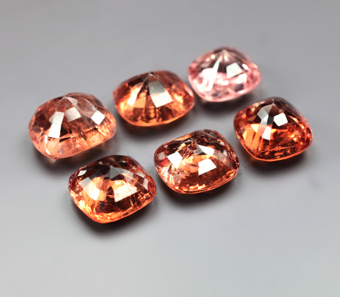 Набор из 6 оранжевых и падпараджа шпинелей 5,55 карата