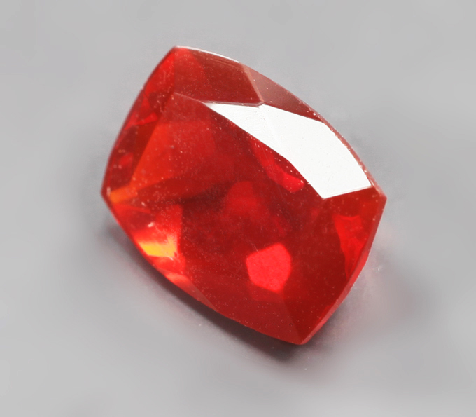 Мексиканский ограненный "огненный" опал 1,23 карата