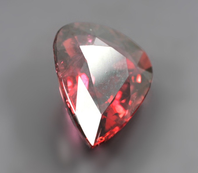 Рубеллит турмалин 6,54 карата