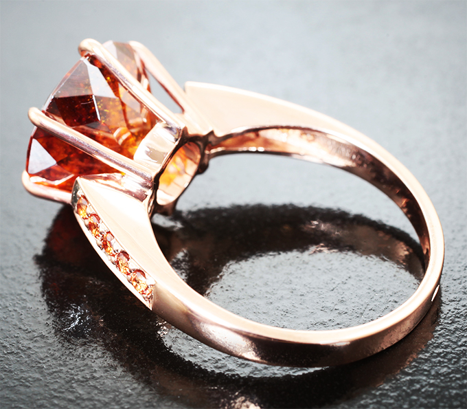 Кольцо cо сфалеритом авторской огранки 9,18 карата