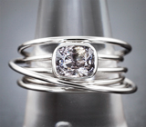 Кольцо с полихромной шпинелью со сменой цвета 1,49 карата