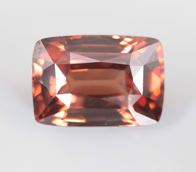 Кольцо с чистейшим крупным цирконом 6,29 карата 