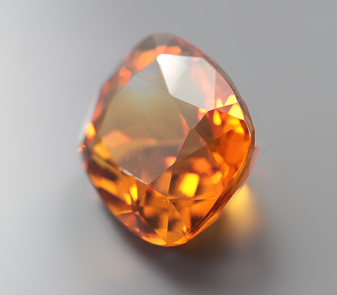 Чистейший цитрин мадейра 3,89 карата