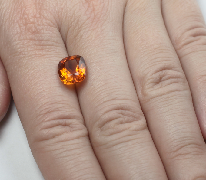 Чистейший цитрин мадейра 3,89 карата