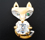 Кулон с бесцветным муассанитом топовой огранки 5,01 карата и цаворитами