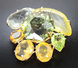 Брошь/кулон с полихромным апатитом авторской огранки 31,06 карата, чистейшим резным цитрином, резным зеленым аметистом, перидотом, ограненными бразильскими опалами и бриллиантом Золото