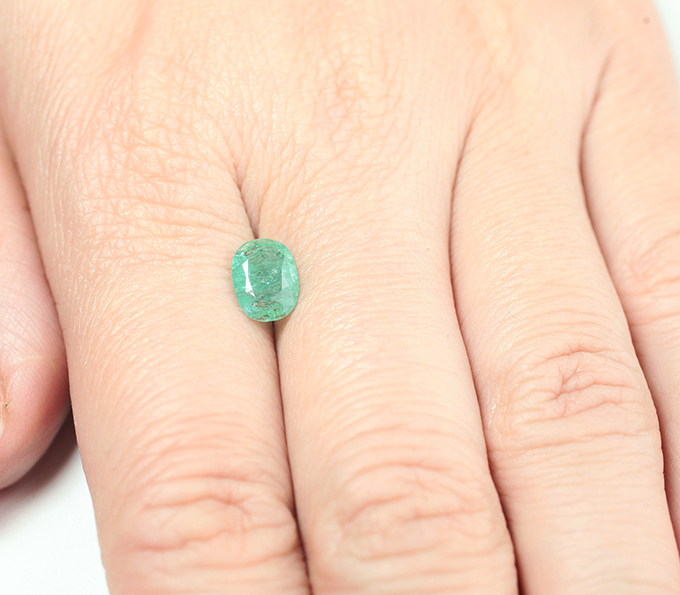 Редкий медьсодержащий турмалин 1,37 карата