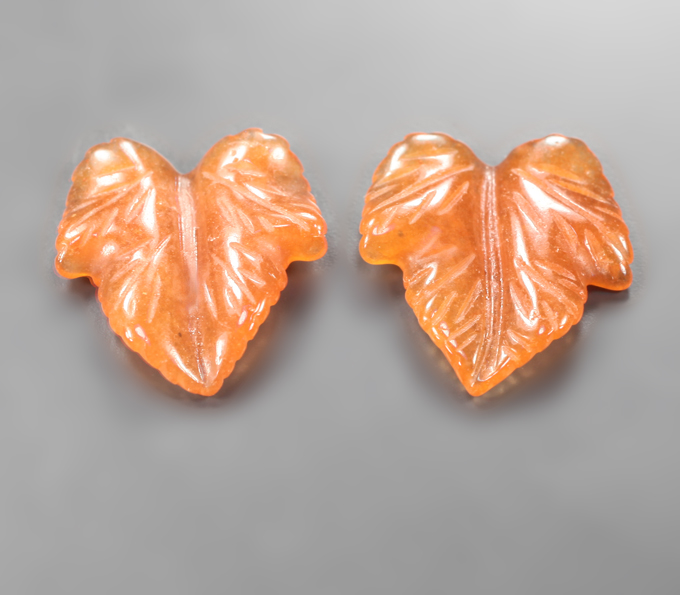 Пара резного карнелиана 3,77 карата