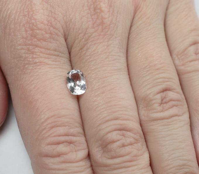 Данбурит 1,47 карата