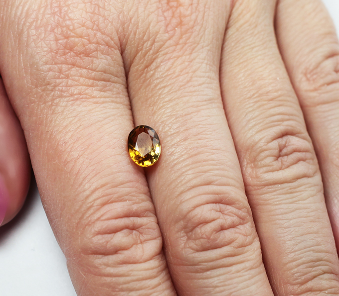 Желтый турмалин 1,31 карата