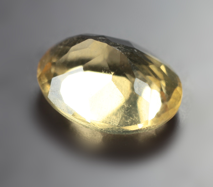 Ограненный бразильский «солнечный» опал 1,38 карата