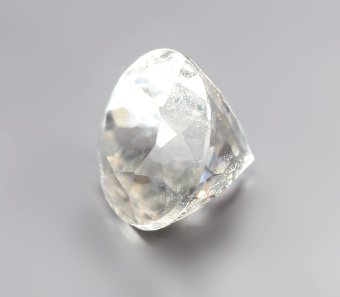 Бесцветный циркон 1,53 карата