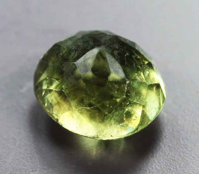Демантоид гранат 1,33 карата