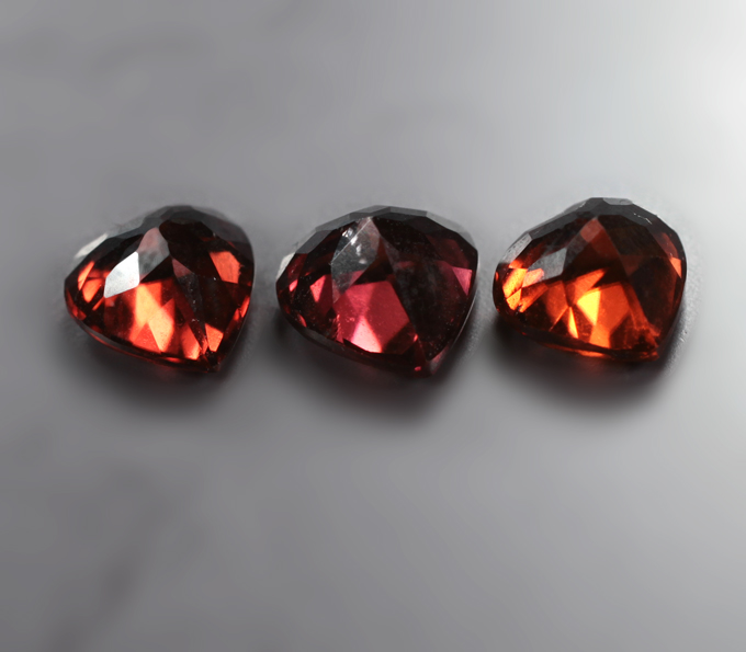 Крупный набор из 3 цирконов редкой огранки 5,28 карата