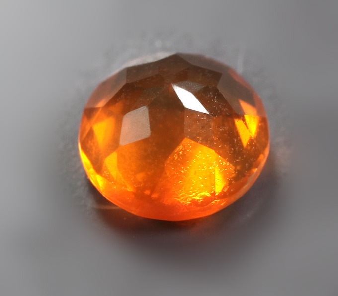 Мексиканский ограненный «огненный» опал 0,51 карата