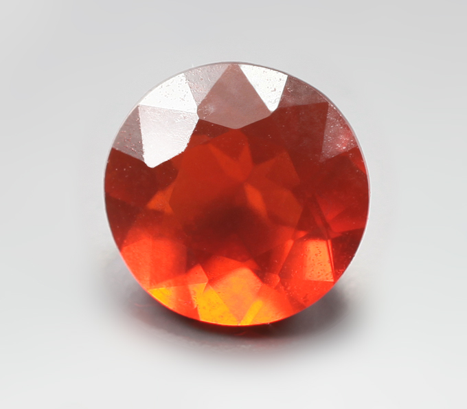 Мексиканский ограненный «огненный» опал 0,74 карата